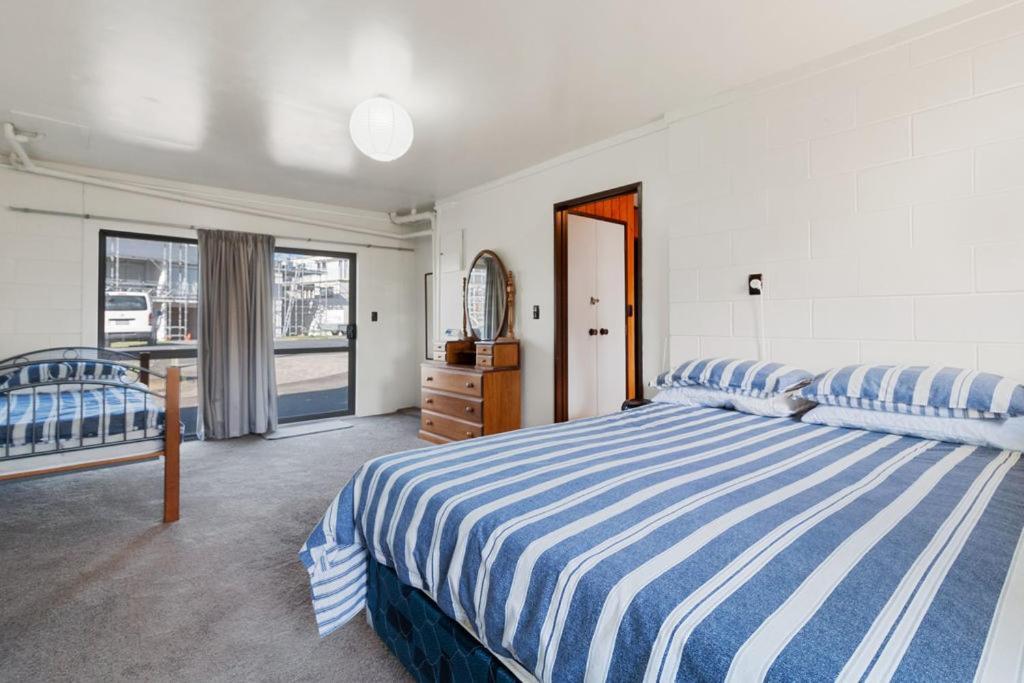 Downtown Mountview - Mt Maunganui Holiday Home 芒格努伊山 外观 照片