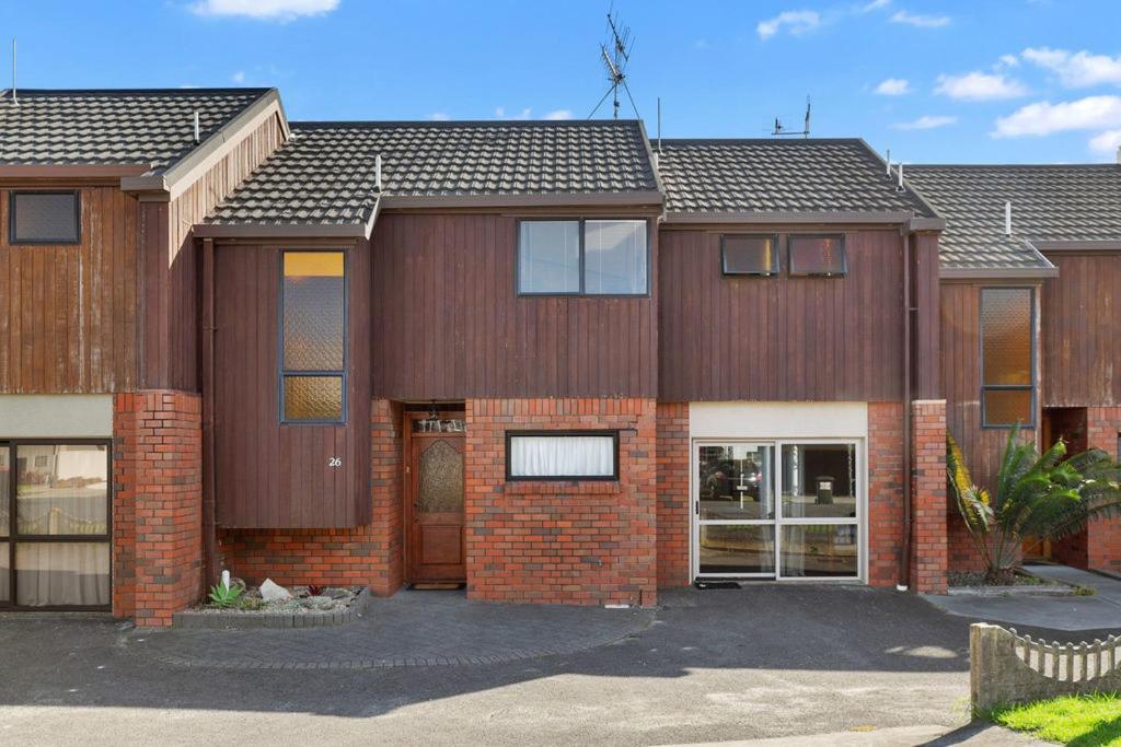 Downtown Mountview - Mt Maunganui Holiday Home 芒格努伊山 外观 照片